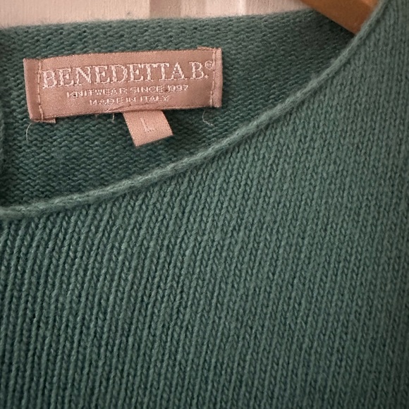 Merino Wool and Cashmere Sweater, Large - Picture 2 of 4